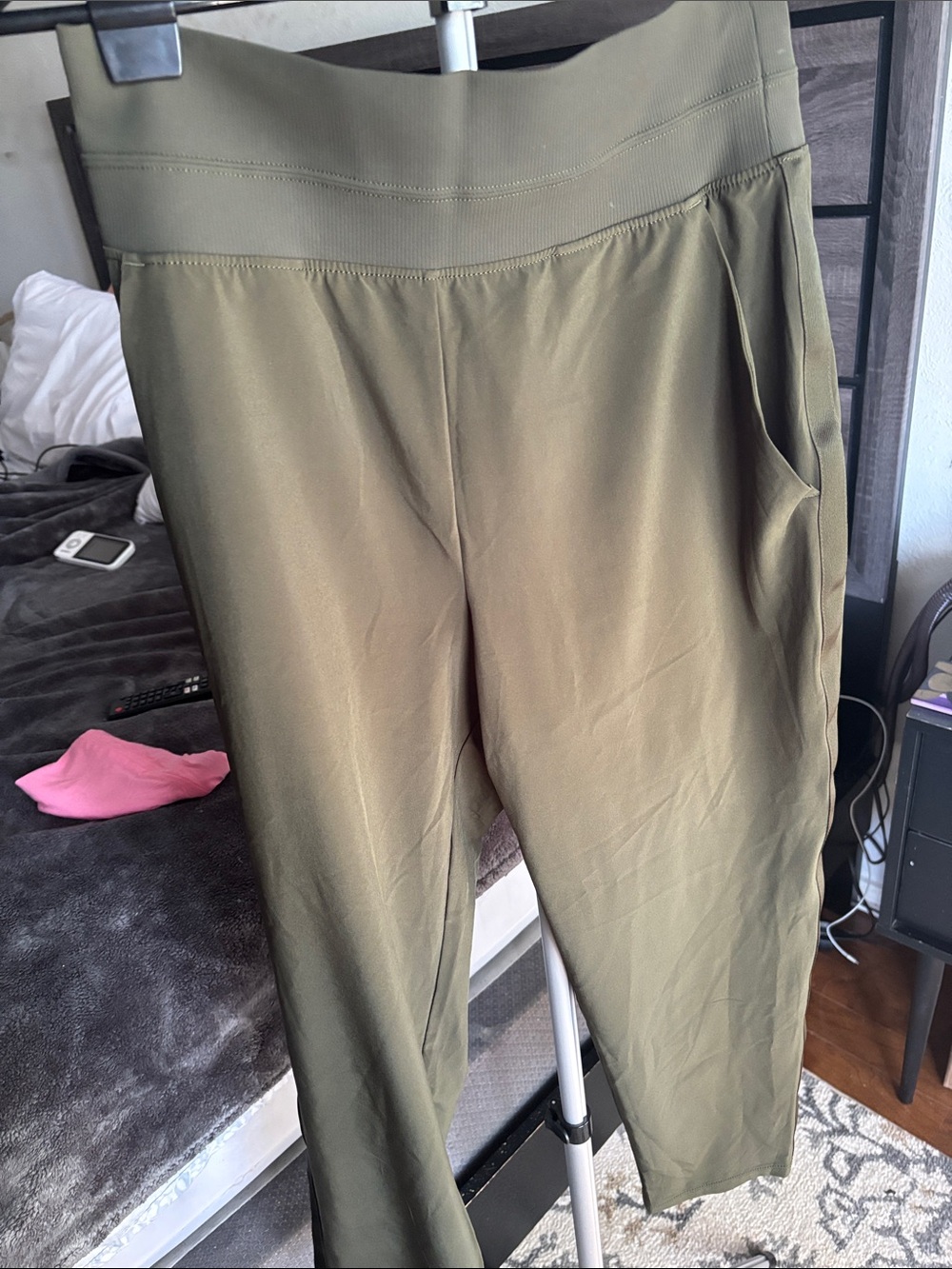 Athleta Olive Green Nolita Slim Tapered Cropped Pants